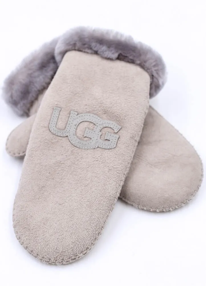 Heritage Logo Mitten in Seal by UGG