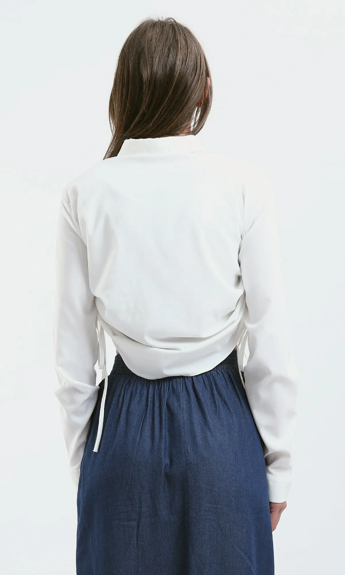 O179840 Off-White Buttoned Short Shirt With Side Drawstring